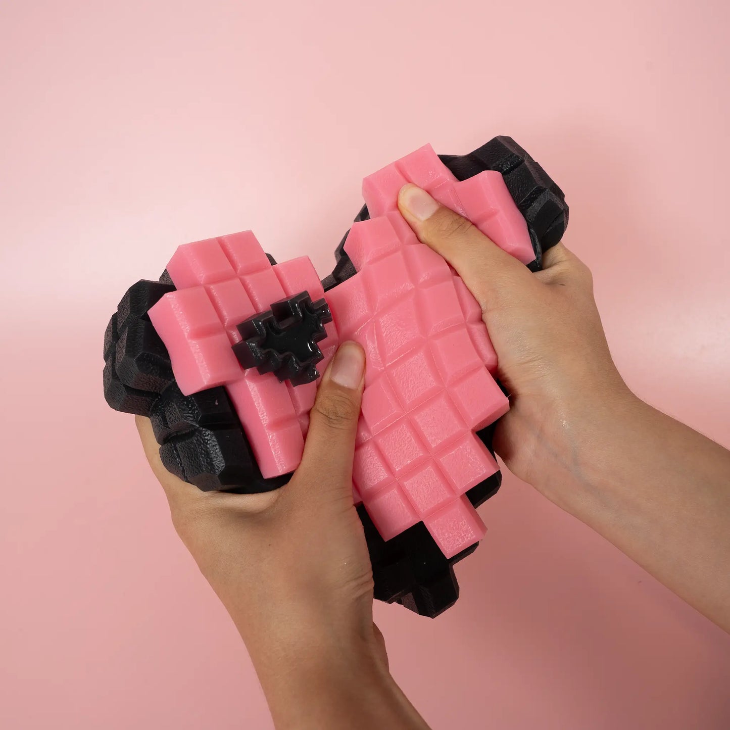 830G Parisian Pixel Heart Taba Squishy